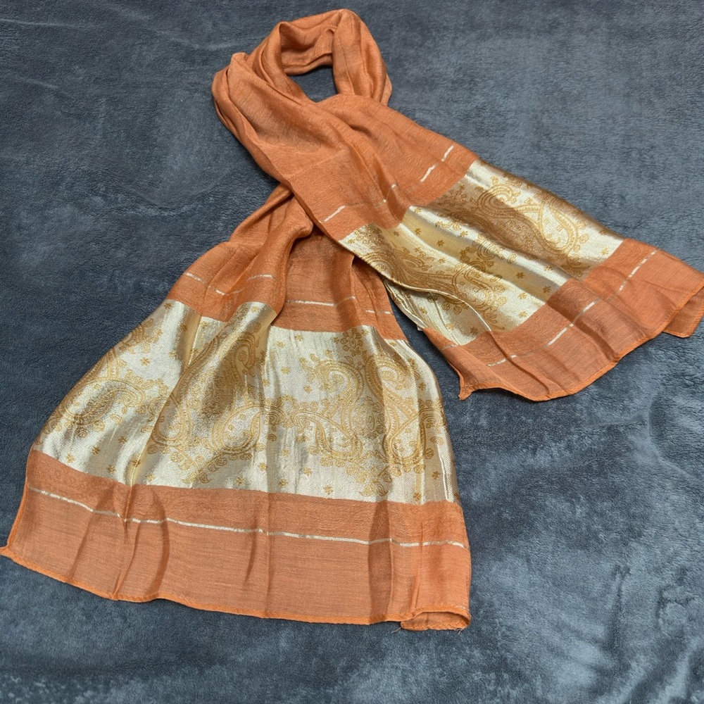 Elegant Orange and Gold Paisley Scarf - Picture 4 of 4